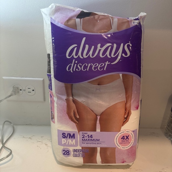Always Discreet Sensitive, Incontinence & Postpartum Underwear for Women, Maximu - Picture 1 of 5